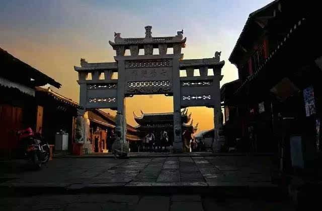 相亲一周就向你表白怎么办？游戏画面